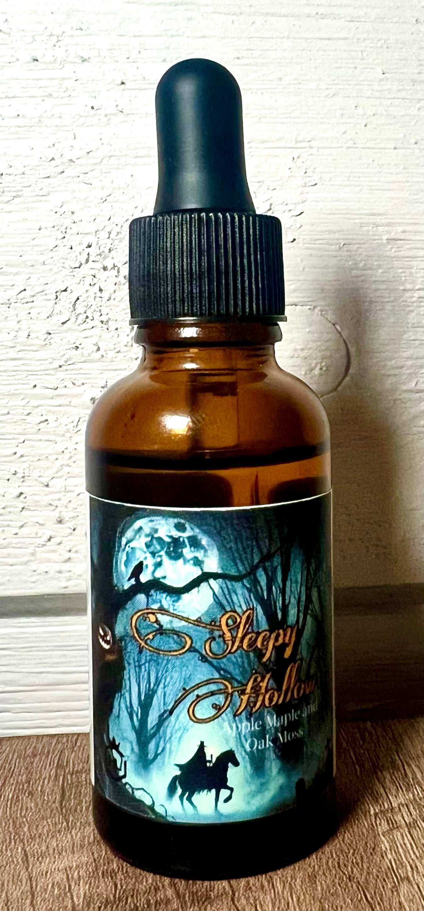 Sleepy Hollow Premium Beard Oil Macintosh  Apple, Maple Syrup and Oak Moss